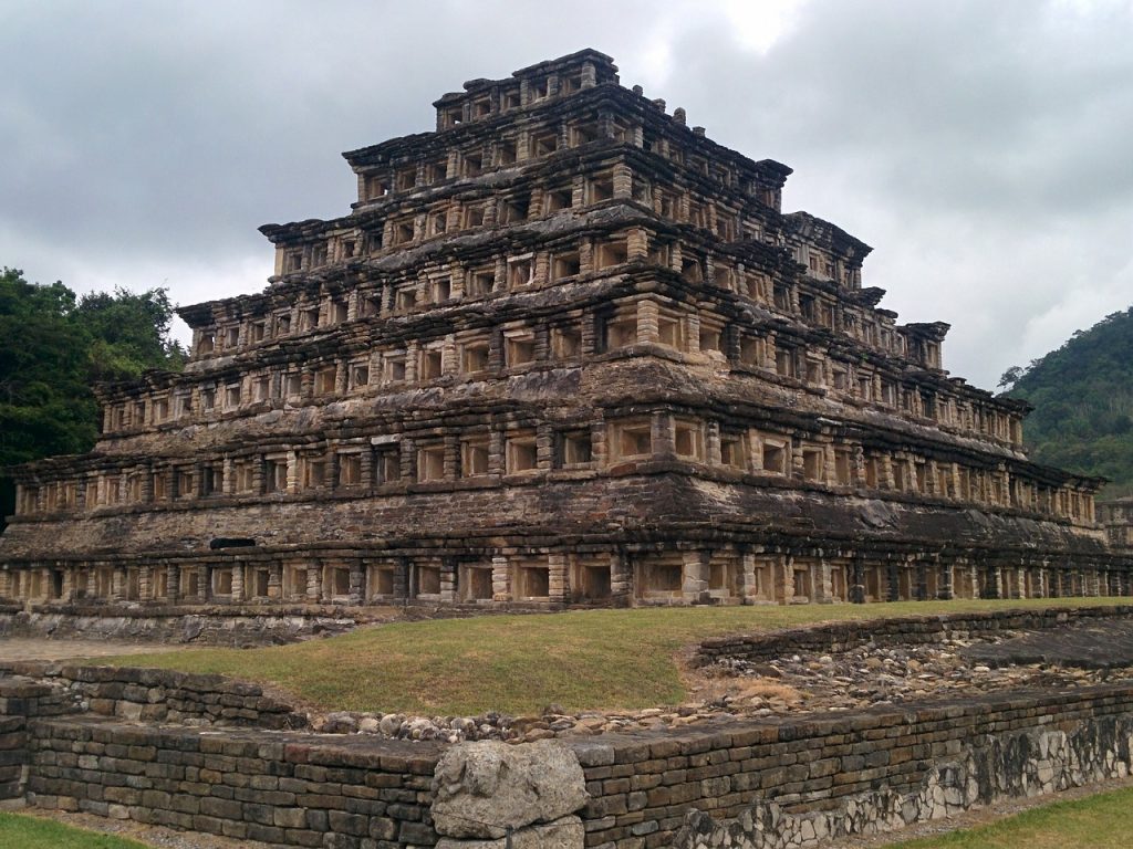 Zona Arqueológica de El Tajin Patrimonio cultural de la humanidad en México